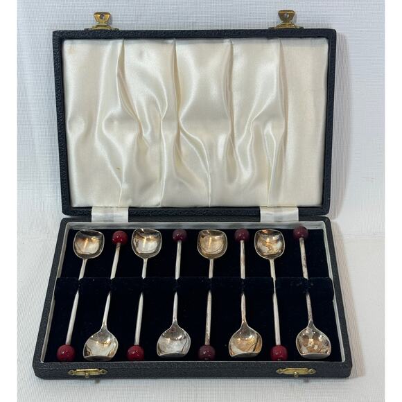 Art Deco Red Cherry Bakelite Muddler Stirrer Cocktail Spoons Set of 8 England - Picture 2 of 15